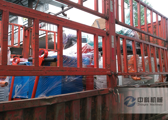濟(jì)南雙液注漿機(jī)、BW150注漿機(jī)、PZ-6噴漿機(jī)發(fā)貨現(xiàn)場